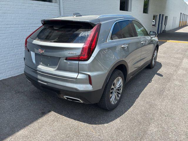 2024 Cadillac XT4 FWD Premium Luxury