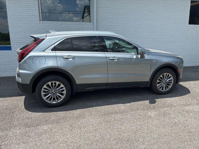 2024 Cadillac XT4 FWD Premium Luxury