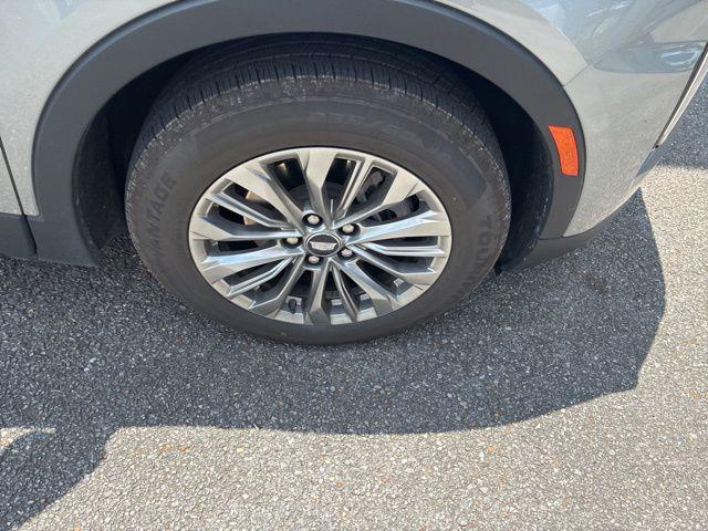 2024 Cadillac XT4 FWD Premium Luxury