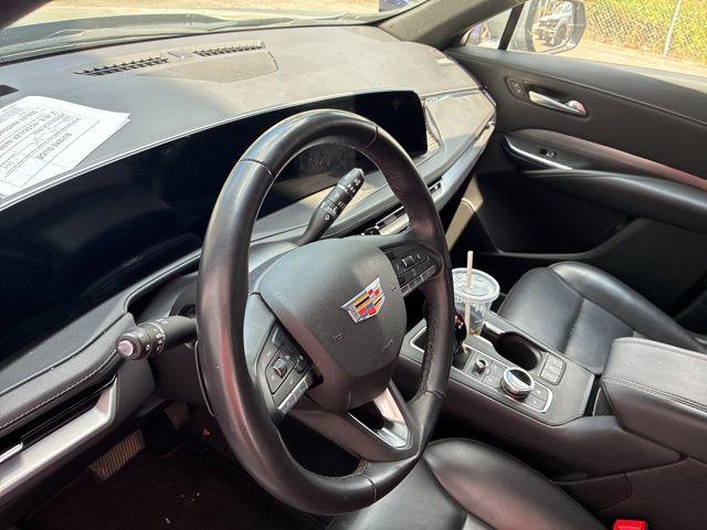 2024 Cadillac XT4 FWD Premium Luxury