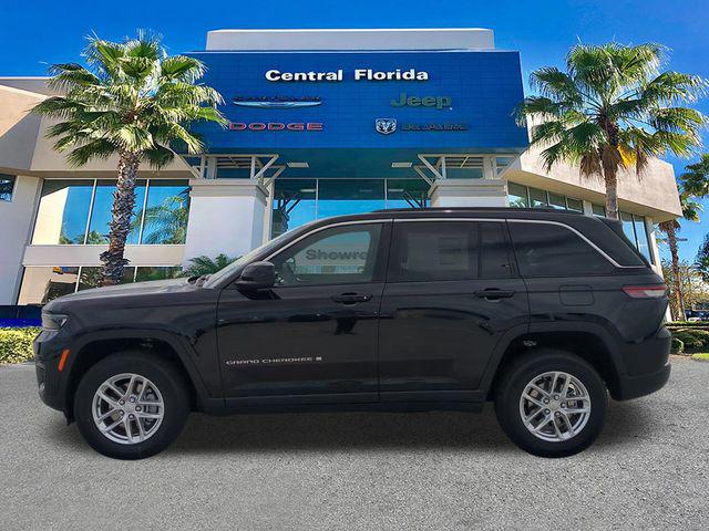 2026 Jeep Grand Cherokee Laredo 4x2
