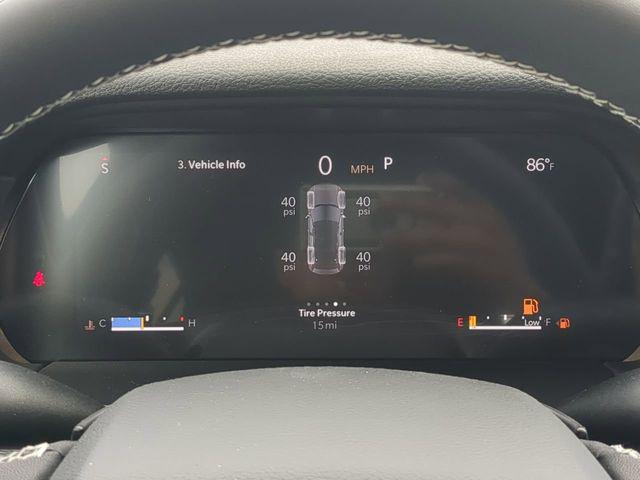 2026 Jeep Grand Cherokee Laredo 4x2