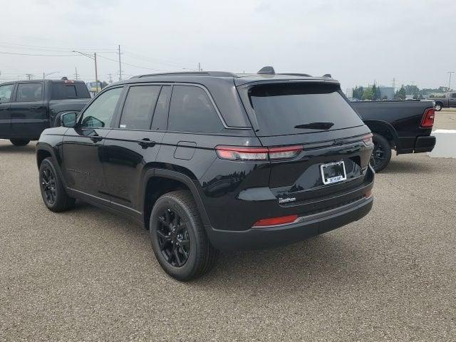 2026 Jeep Grand Cherokee GRAND CHEROKEE LAREDO ALTITUDE 4X4 2026 Jeep Grand Cherokee GRAND CHEROKEE LAREDO ALTITUDE 4X4