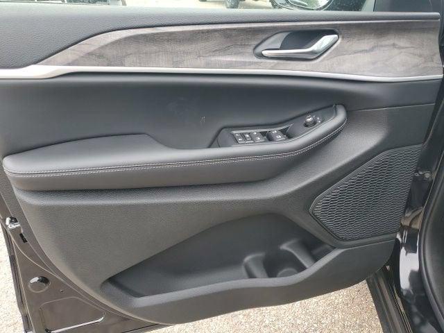 2026 Jeep Grand Cherokee GRAND CHEROKEE LAREDO ALTITUDE 4X4 2026 Jeep Grand Cherokee GRAND CHEROKEE LAREDO ALTITUDE 4X4