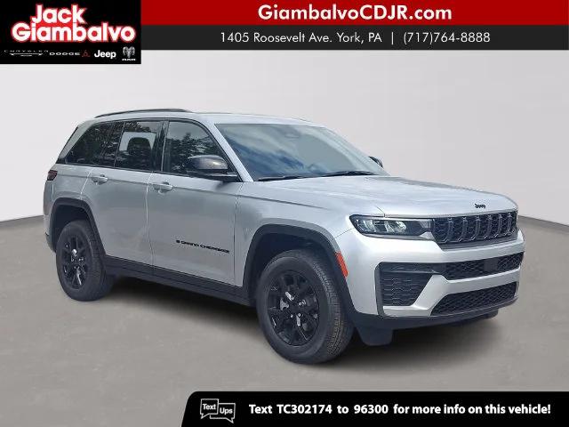2026 Jeep Grand Cherokee GRAND CHEROKEE LAREDO ALTITUDE 4X4 2026 Jeep Grand Cherokee GRAND CHEROKEE LAREDO ALTITUDE 4X4