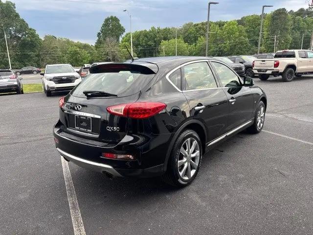 2017 INFINITI QX50 Standard