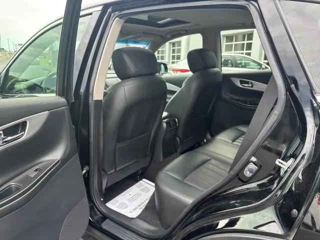 2017 INFINITI QX50 Standard