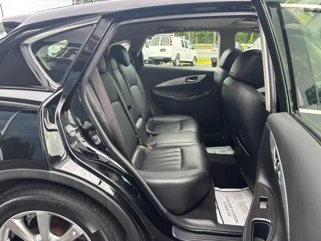 2017 INFINITI QX50 Standard