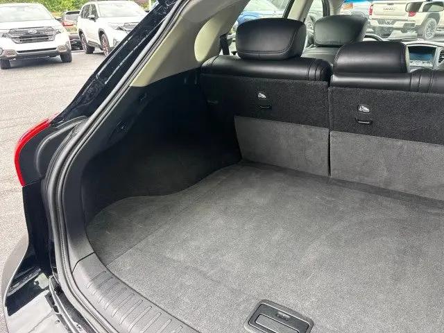 2017 INFINITI QX50 Standard