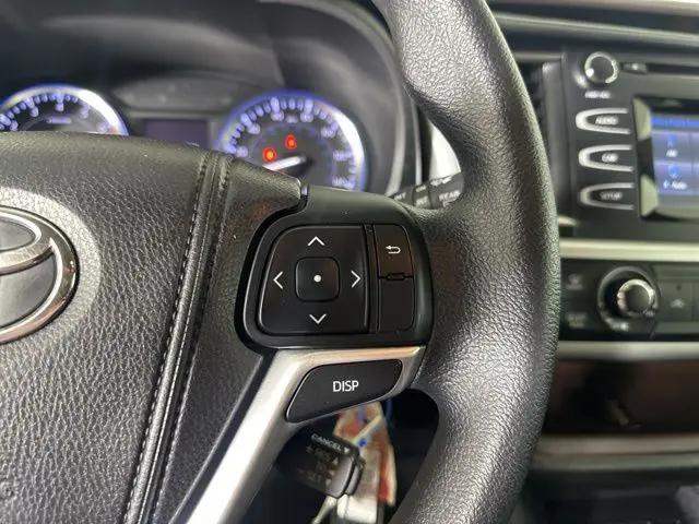 2014 Toyota Highlander LE