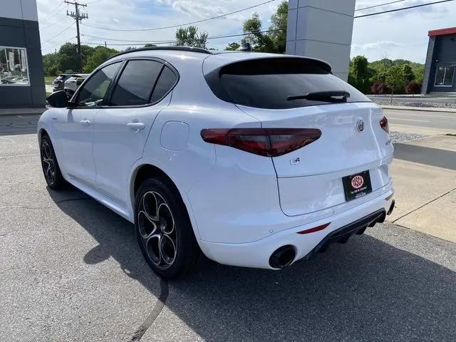 2023 Alfa Romeo Stelvio Veloce AWD