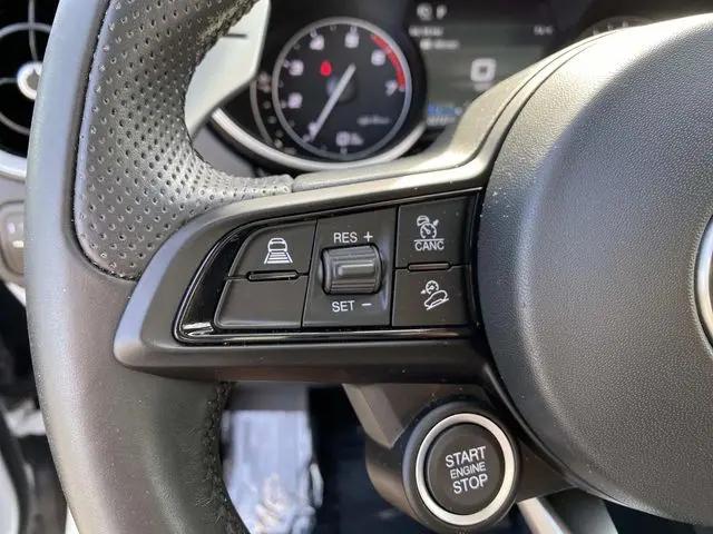 2023 Alfa Romeo Stelvio Veloce AWD