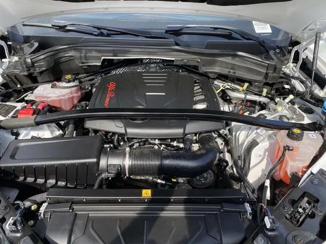 2023 Alfa Romeo Stelvio Veloce AWD