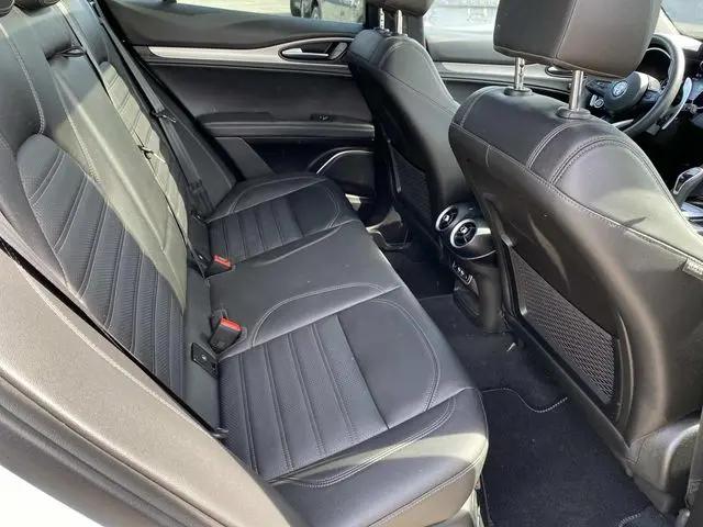 2023 Alfa Romeo Stelvio Veloce AWD