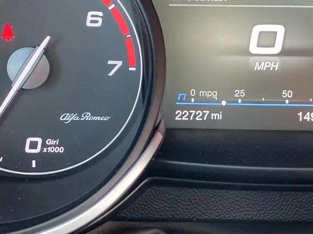 2023 Alfa Romeo Stelvio Veloce AWD