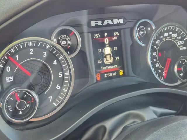 2023 Ram 1500 Big Horn Crew Cab 4x4 5'7" Box