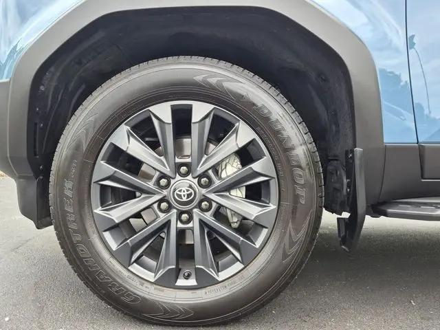 2024 Toyota Land Cruiser Base