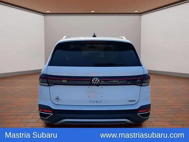 2025 Volkswagen Taos 1.5T SE