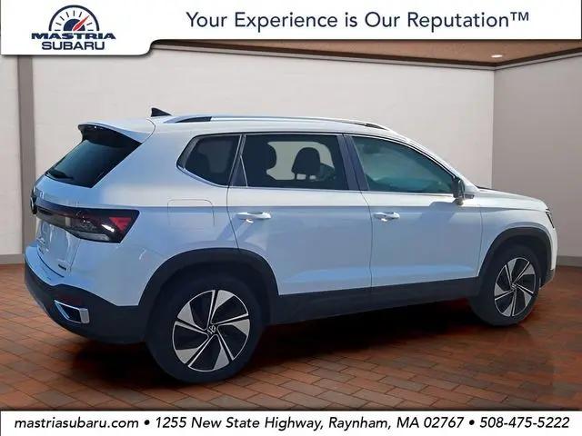 2025 Volkswagen Taos 1.5T SE for sale in Raynham, MA