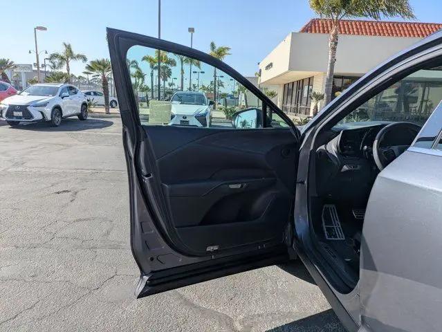 2023 Lexus RX 350 F SPORT Handling