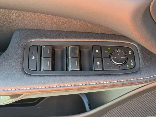 2023 Lexus RX 350 F SPORT Handling