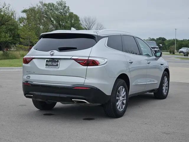 2022 Buick Enclave FWD Essence