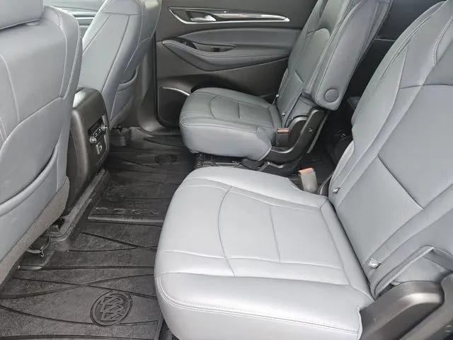 2022 Buick Enclave FWD Essence