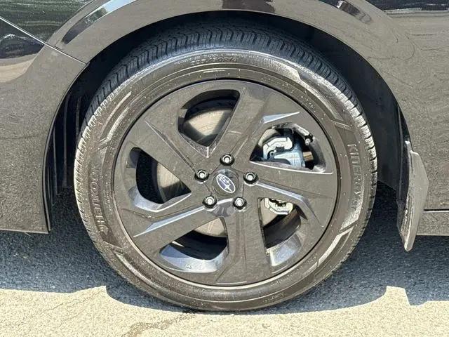 2022 Subaru Legacy Sport