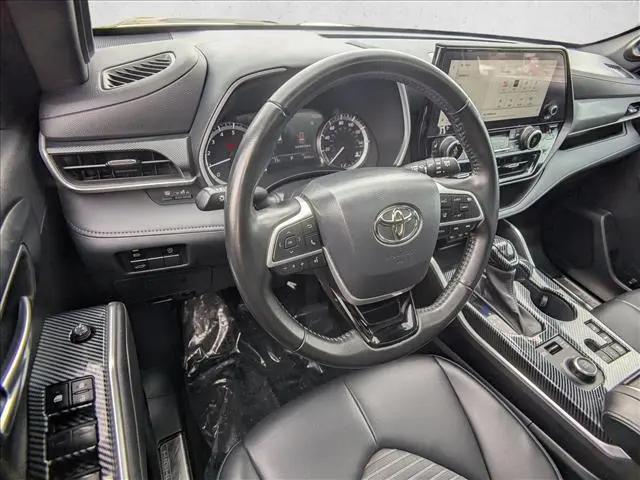 2023 Toyota Highlander XSE