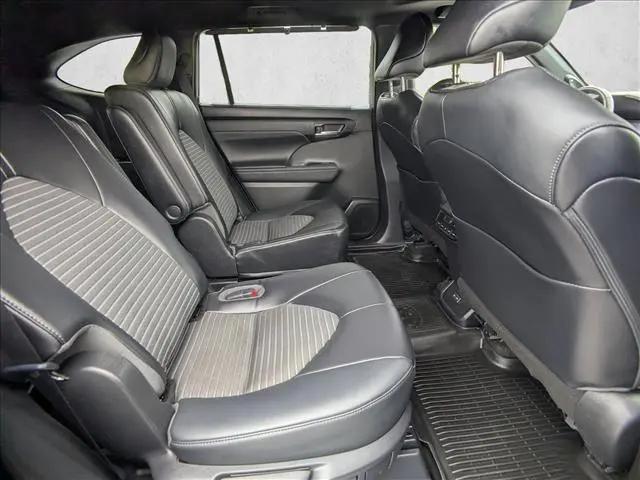 2023 Toyota Highlander XSE