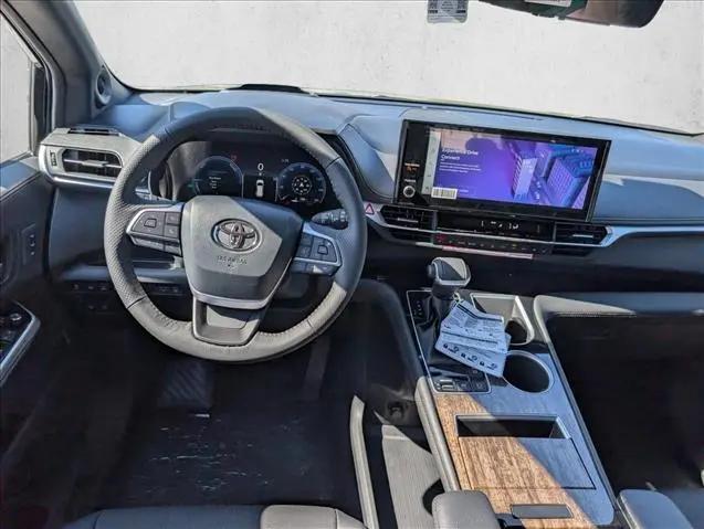 2026 Toyota Sienna Platinum