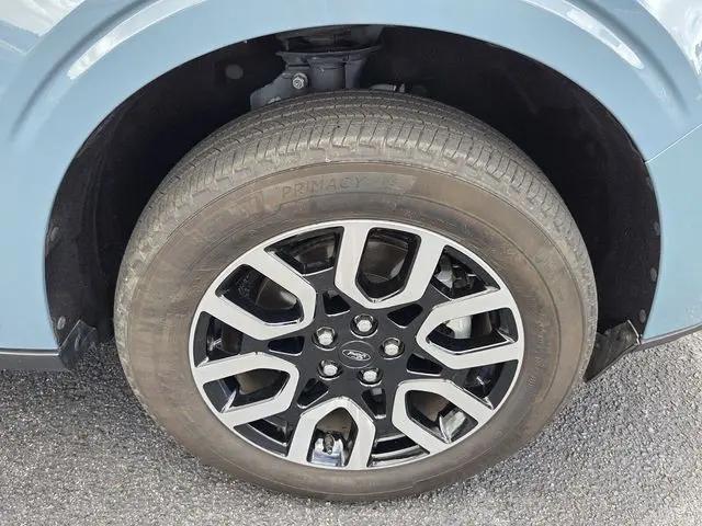 2023 Ford Maverick Lariat