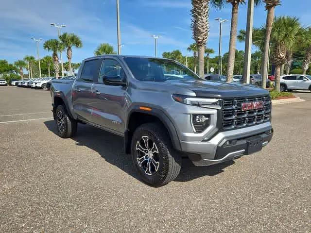 2023 GMC Canyon 4WD Crew Cab Short Box AT4