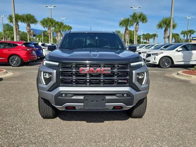 2023 GMC Canyon 4WD Crew Cab Short Box AT4