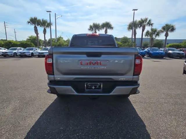 2023 GMC Canyon 4WD Crew Cab Short Box AT4