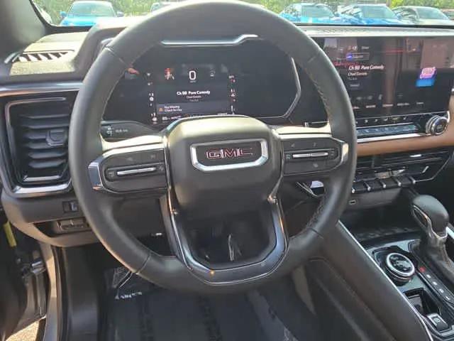 2023 GMC Canyon 4WD Crew Cab Short Box AT4