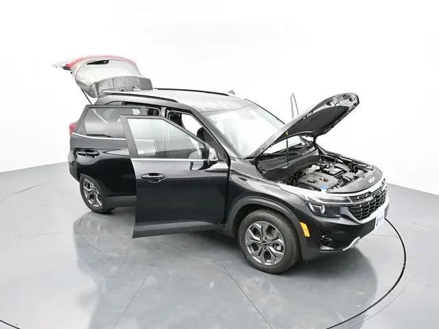 2024 Kia Seltos S