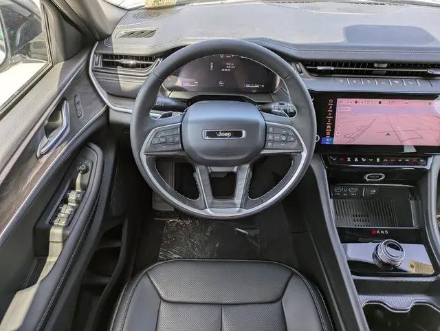 2026 Jeep Grand Cherokee L Limited 4x2