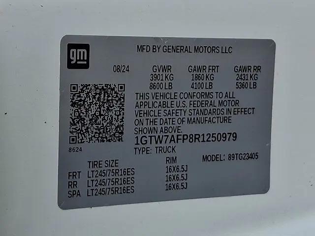 2024 GMC Savana Cargo RWD 2500 Regular Wheelbase Work Van