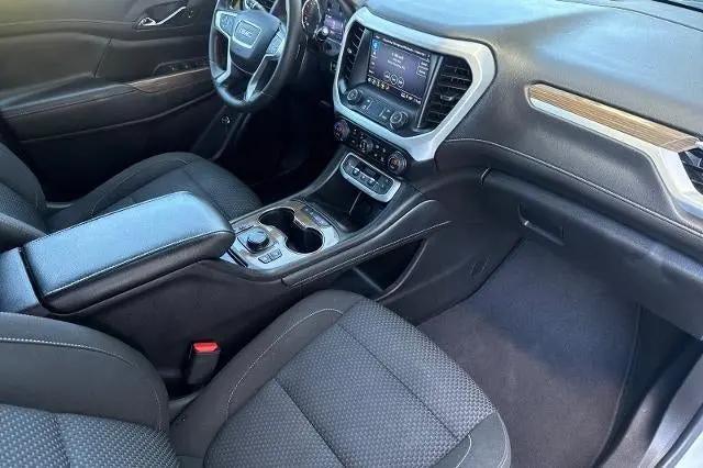 2023 GMC Acadia AWD SLE