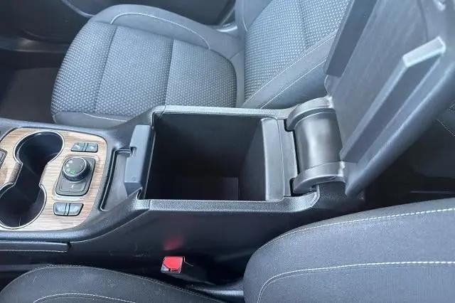 2023 GMC Acadia AWD SLE