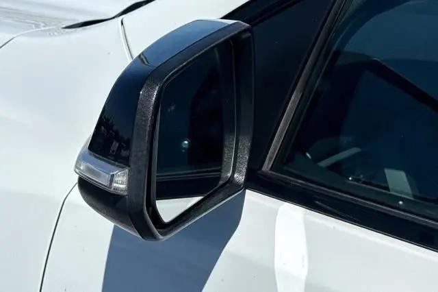 2023 GMC Acadia AWD SLE