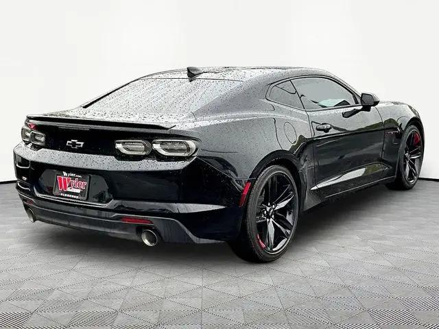 2023 Chevrolet Camaro RWD Coupe 2LT