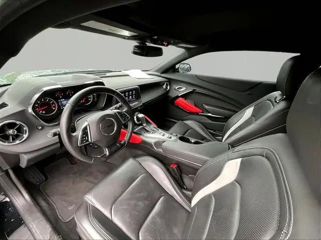 2023 Chevrolet Camaro RWD Coupe 2LT