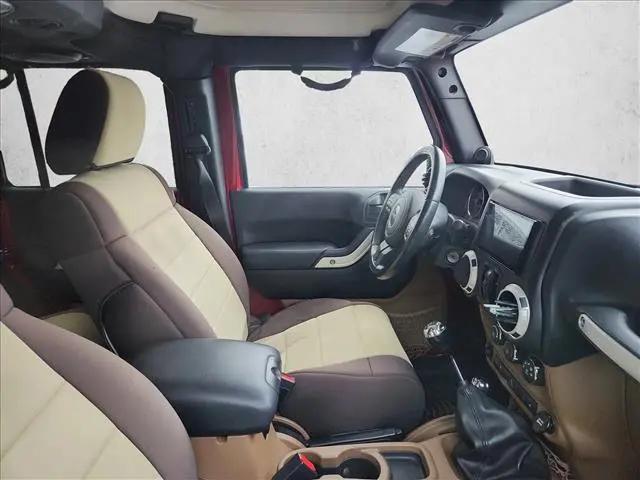 2012 Jeep Wrangler Unlimited Sahara