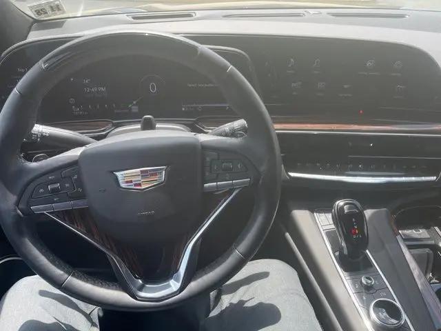 2023 Cadillac Escalade 4WD Premium Luxury