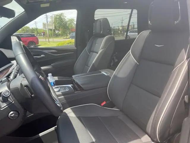 2023 Cadillac Escalade 4WD Premium Luxury