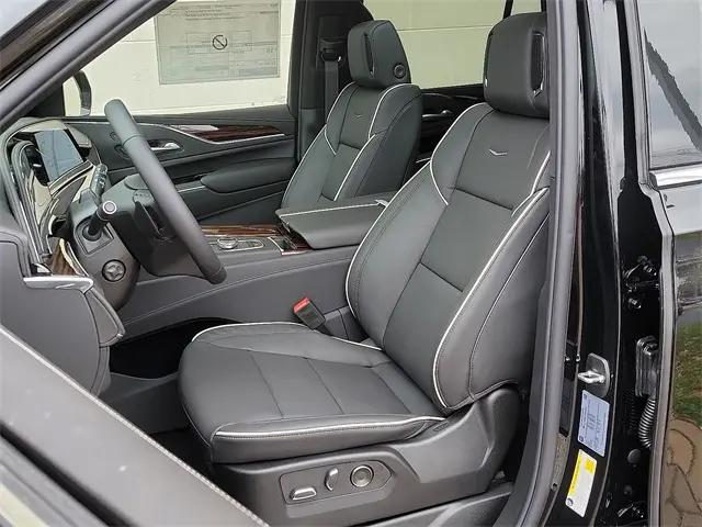 2023 Cadillac Escalade 4WD Premium Luxury