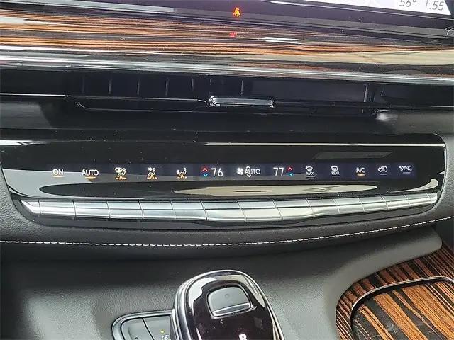 2023 Cadillac Escalade 4WD Premium Luxury