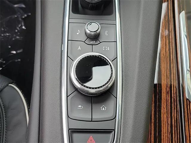 2023 Cadillac Escalade 4WD Premium Luxury